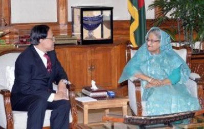 প্রধানমন্ত্রী শেখ হাসিনার সঙ্গে মিয়ানমারের পররাষ্ট্র প্রতিমন্ত্রীর বৈঠক