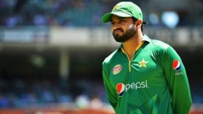 ওয়ানডে নেতৃত্ব হারাচ্ছেন আজহার  