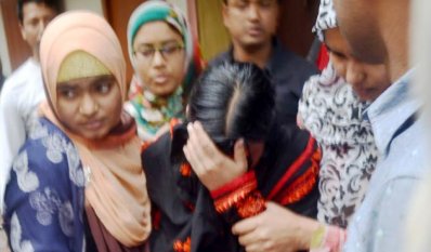 গ্রেফতার করে নিয়ে যাওয়া হচ্ছে শুভ্রাকে