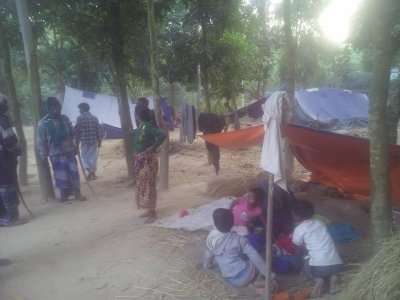 গাইবান্ধায় সাঁওতাল পল্লী