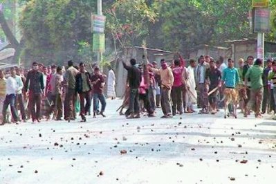 কুষ্টিয়ায় আওয়ামী লীগের দুপক্ষের সংঘর্ষ 