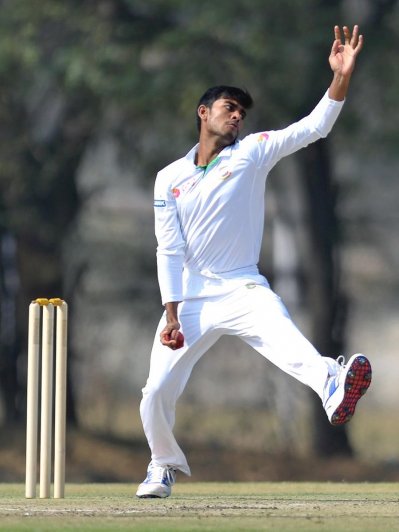 মেহেদি তার ঘূর্ণিতে সুবিধা করতে পারেননি