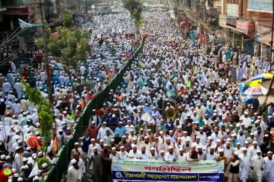 শুক্রবার বায়তুল মোকাররমে ইসলামী আন্দোলন বাংলাদেশ-এর মিছিল
