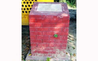 শ্মশান ঘাঁটি বধ্যভূমিতে রয়েছে শুধু নাম ফলক