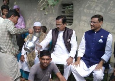 সিরাজগঞ্জের তাড়াশে খিরসিন আদিবাসী পল্লীতে ওবায়দুল কাদের