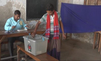 কিশোরগঞ্জে শান্তিপূর্ণভাবে ভোটগ্রহণ চলছে