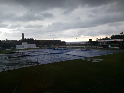 গলে বৃষ্টির হানা  