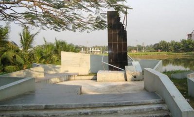 খুলনা বিশ্ববিদ্যালয়ে কটকা স্মৃতিসৌধ