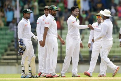 শততম টেস্টে উপহার পাচ্ছেন মুশফিকরা