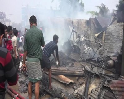 হোসেনপুর বাজারে আগুনে ২০ কোটি টাকার ক্ষতি!
