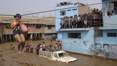 পেরুতে আকস্মিক বন্যায় নিহত ৭২