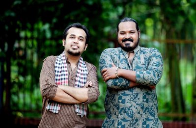 জয় শাহরিয়ার ও পারভেজ