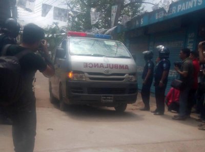 চলছে অপারেশন স্ট্রাইক আউট, এক পুলিশ সদস্য আহত