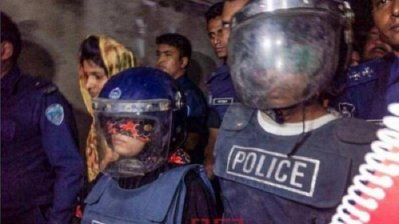 সীতাকুণ্ডে `সাধনকুটির` থেকে গ্রেফতার দুই জঙ্গি