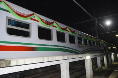 খুলনা ছেড়েছে কলকাতাগামী ট্রেন মৈত্রী এক্সপ্রেস