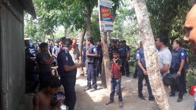 কসবায় দু’পক্ষের সংঘর্ষে নিহত ও পুলিশের ওপর হামলার ঘটনায় মামলা