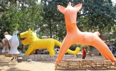 বর্ষবরণে চারুকলার প্রস্তুতি (ছবি- ফোকাস বাংলা)