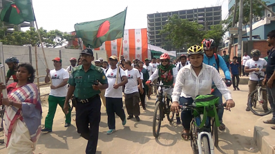 &lsquo;শিখা চিরঅম্লান&rsquo; নিয়ে অভিযাত্রায় মুক্তিযোদ্ধাদের সঙ্গ দিয়েছে নতুন প্রজন্ম