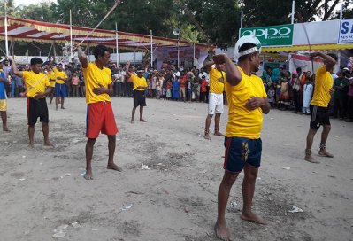 সাতক্ষীরায় বৈশাখী মেলার শেষ দিনে ঐতিহ্যবাহী লাঠি খেলা অনুষ্ঠিত