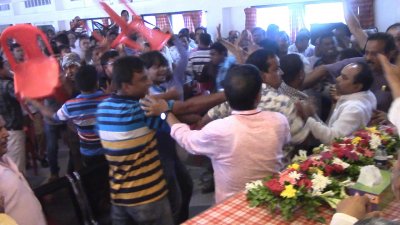 ঝিনাইদহে বিএনপির প্রতিনিধি সভায় দু’পক্ষের সংঘর্ষ, আহত ১৫