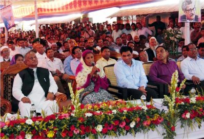 ভিডিও কনফারেন্সে প্রধানমন্ত্রীর সঙ্গে কথা বলছেন আফরোজা বেগম 