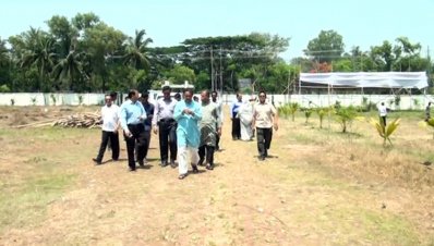 প্রধানমন্ত্রীর আগমন উপলক্ষে মাঠ প্রস্তুতির কাজ পরিদর্শন