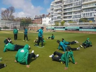 সাসেক্সে অনুশীলনে বাংলাদেশ