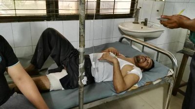 গুলিবিদ্ধ গার্মেন্টস মালিক রবিউল ইসলাম (ছবি- বাংলা ট্রিবিউন)