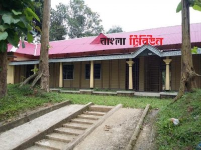 সিলেটের গোলাপগঞ্জের উত্তর নগর গ্রামে সাফাতদের বাড়ি