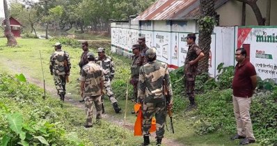 হিলিতে বিজিবি-বিএসএফ’র পতাকা বৈঠক অনুষ্ঠিত