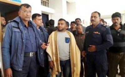 চেয়ারম্যান আঁখি
