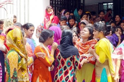 মাহমুদার মৃত্যুতে সহপাঠীদের কান্না