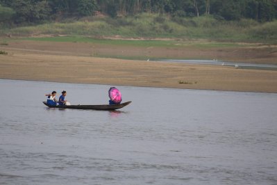 কাপ্তাইয়ে কমছে পানি: বিদ্যুৎকেন্দ্র ও নৌ-যোগাযোগ বন্ধের আশঙ্কা