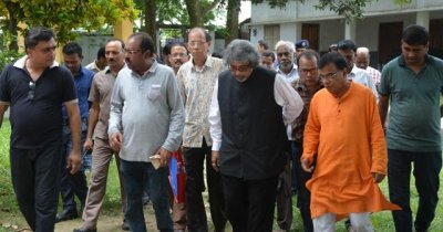জয়পুরহাটে ক্ষতিগ্রস্ত মন্দির পরিদর্শন ভারতীয় সহকারী হাইকমিশনারের