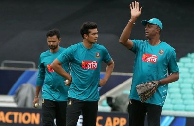 ‘বাংলাদেশের ওপরে চাপ কম নয়’