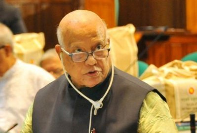 জাতীয় সংসদে ২০১৭-২০১৮ অর্থবছরের বাজেট পেশ করছেন অর্থমন্ত্রী আবুল মাল আবদুল মুহিত