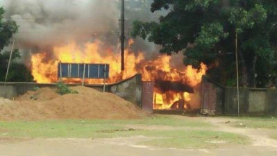 যুবলীগ নেতার মৃত্যুর ঘটনায় লংগদুতে পাহাড়িদের বাড়িঘরে আগুন