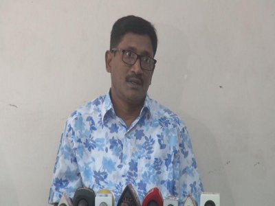 নারায়ণগঞ্জে অস্ত্র উদ্ধারের ঘটনার বিষয়ে তদন্ত কমিটির প্রধান ঢাকা রেঞ্জের ডিআইজি শফিকুল ইসলামের সংবাদ সম্মেলন