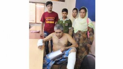যশোরে সন্ত্রাসীদের বিরুদ্ধে মামলা করে বিপাকে এক পরিবার