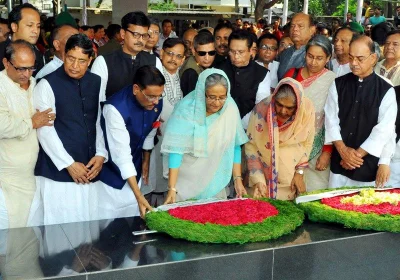 বঙ্গবন্ধুর প্রতিকৃতিতে প্রধানমন্ত্রীর শ্রদ্ধা, ছবি ফোকাস বাংলা