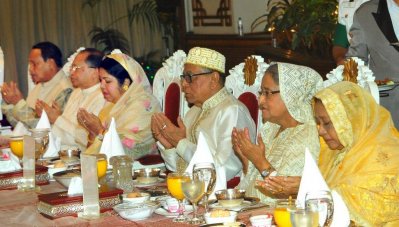 বঙ্গভবনে প্রধানমন্ত্রীর সম্মানে রাষ্ট্রপতির ইফতার পার্টি