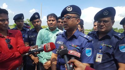 জেলা পুলিশ সুপার মঈনুল হক এ অভিযানের সমাপ্তি ঘোষণা করেন