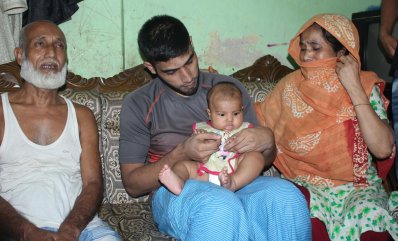 অপহরণের ৬ মাস পর ফিরে আসা রাকিবুল হাসান (ছবি-লক্ষীপুর প্রতিনিধি)
