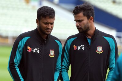 ফাইনালের স্বপ্ন নিয়ে ভারতের মুখোমুখি বাংলাদেশ