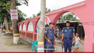 শোলাকিয়া ঈদগাহে পুলিশ প্রহরা