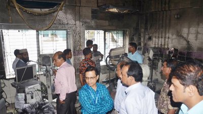পুড়ে যাওয়া আইসিইউ পরিদর্শন করছে তদন্ত কমিটি