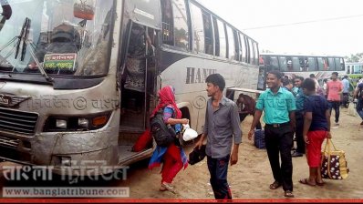 ঢাকা ফিরছে মানুষ