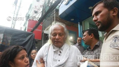 আদালতে নেওয়া হচ্ছে ফরহাদ মজহারকে
