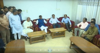 সোমবার সকালে খুলনা সার্কিট হাউসে মত বিনিময় সভায় সেতু মন্ত্রী ( খুলনা প্রতিনিধি)