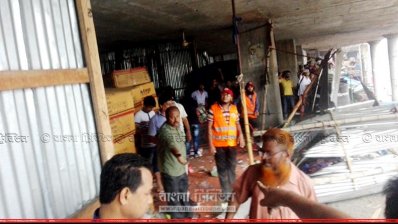 গুলিস্তান পোড়া মার্কেটে সিটি করপোরেশনের উচ্ছেদ অভিযান